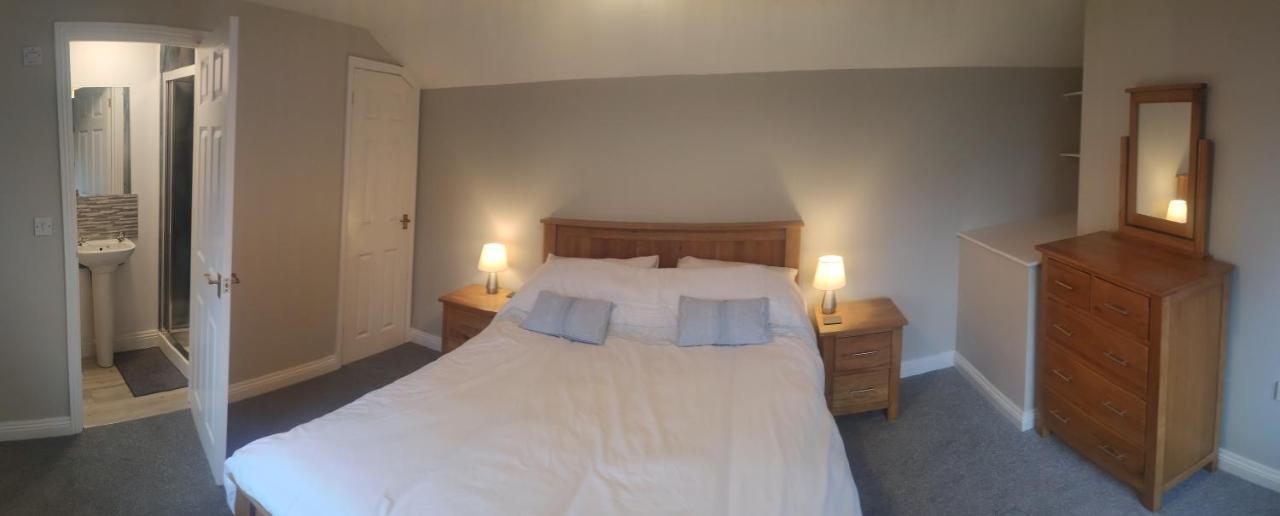 The Annex Roundaway Lodge オークハンプトン エクステリア 写真